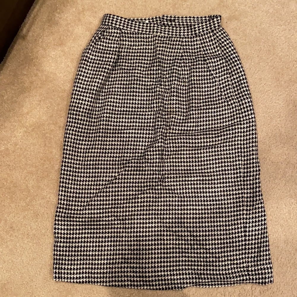 Vintage Christian Dior size 6 skirt